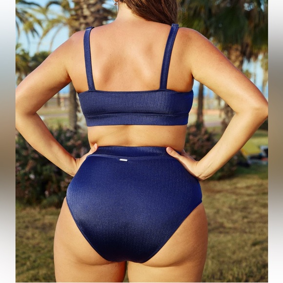 Berlook Navy Cut Out Plus Size Bikini Set - Picture 2 of 7